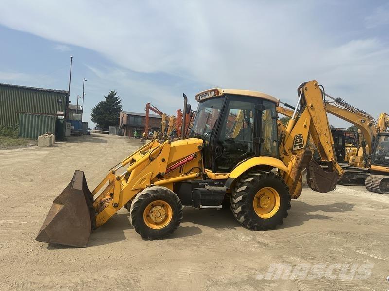 JCB 3CX 反鏟裝載機