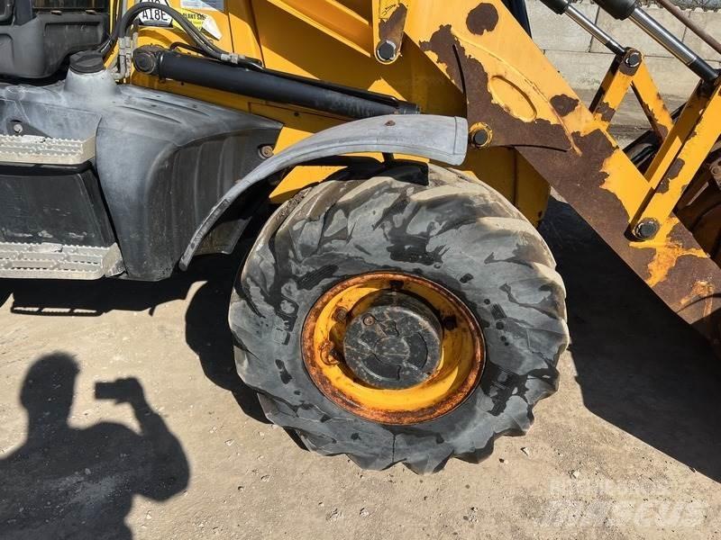JCB 3CX Sitemaster 反鏟裝載機