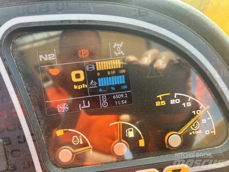 JCB 550-80 伸縮臂操作車
