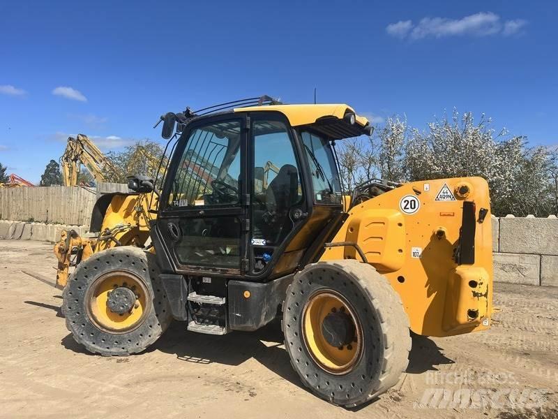 JCB 550-80 伸縮臂操作車