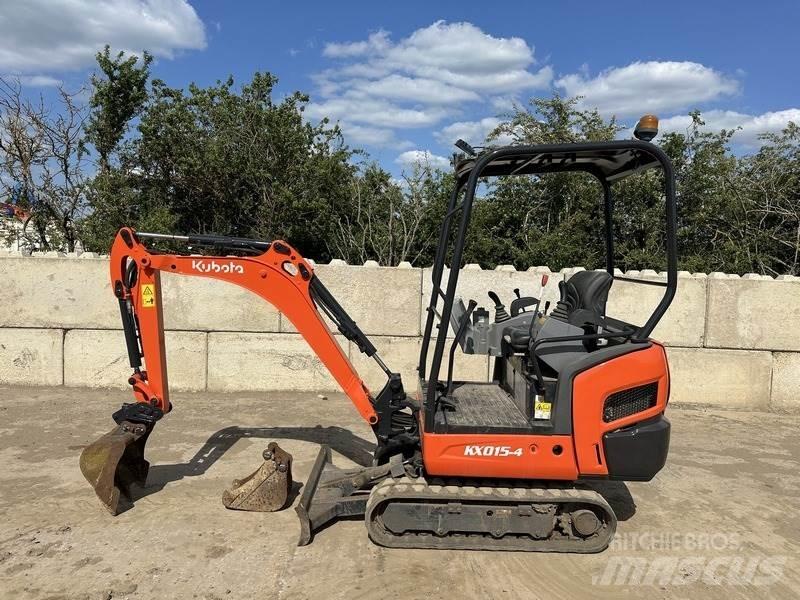 Kubota KX015-4 小型挖土機/掘鑿機<7t(小型挖掘機)