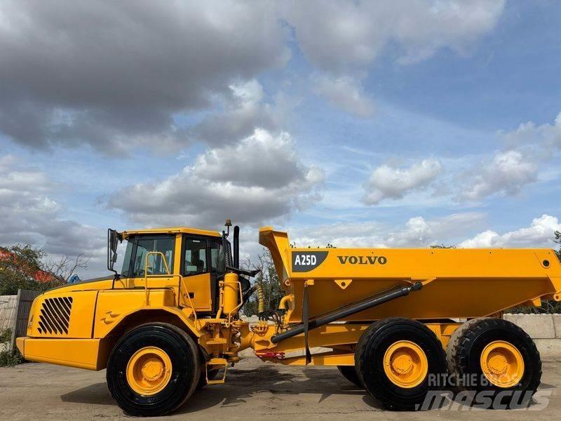 Volvo A25 鉸接式起吊車