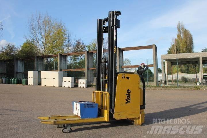 Yale MS14AC 行走控制式堆積機