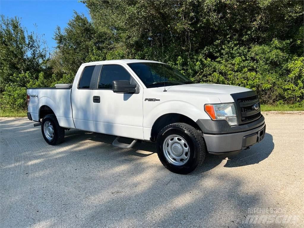 Ford F-150 皮卡.傳統半斗卡車/側卸板