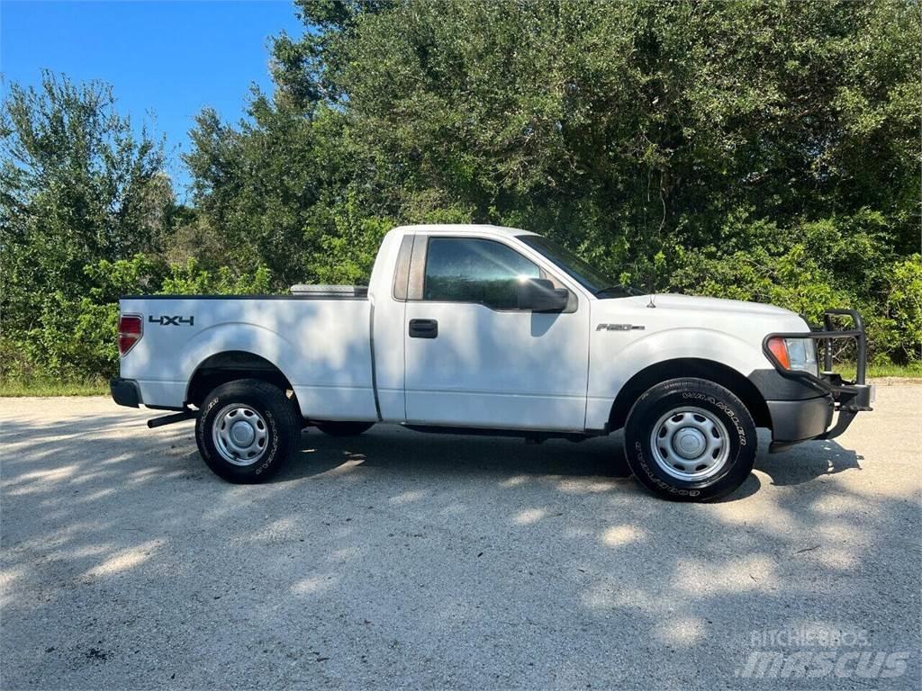 Ford F-150 皮卡.傳統半斗卡車/側卸板