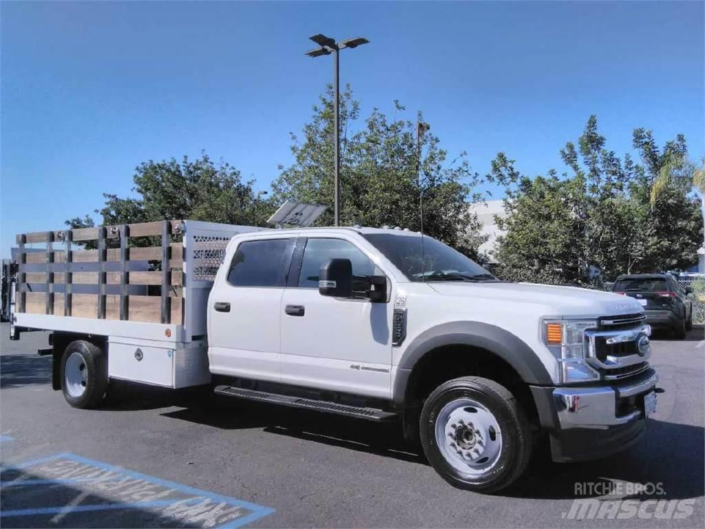 Ford F550 CREW CAB 4 貨箱式卡車