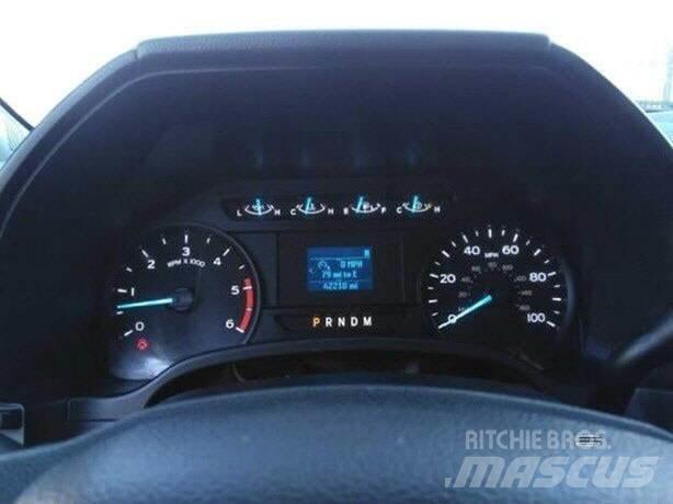 Ford F550 UTILITY BO 貨箱式卡車