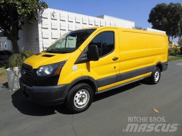 Ford TRANSIT 250 CAR 貨箱式卡車