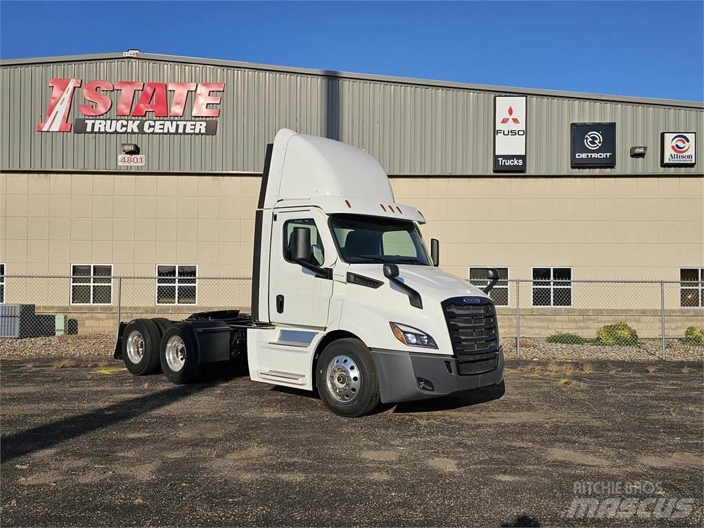 Freightliner PE116DC 曳引機組件
