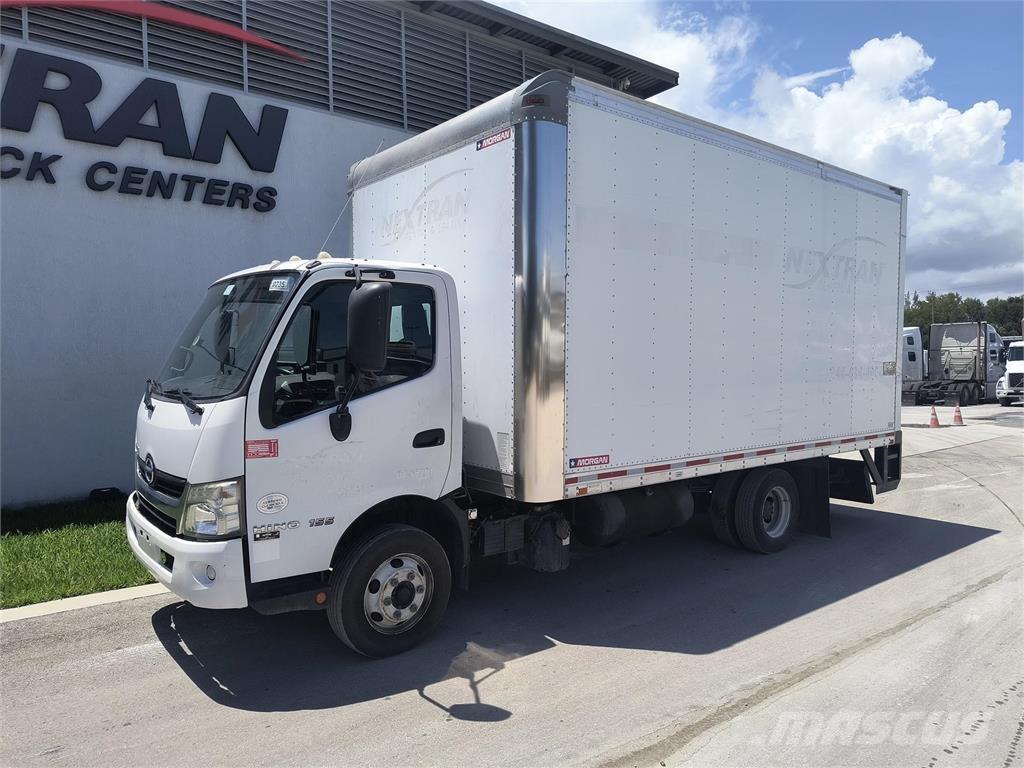 Hino 155 貨箱式卡車