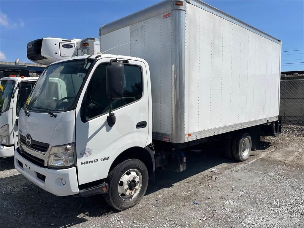 Hino 155 貨箱式卡車