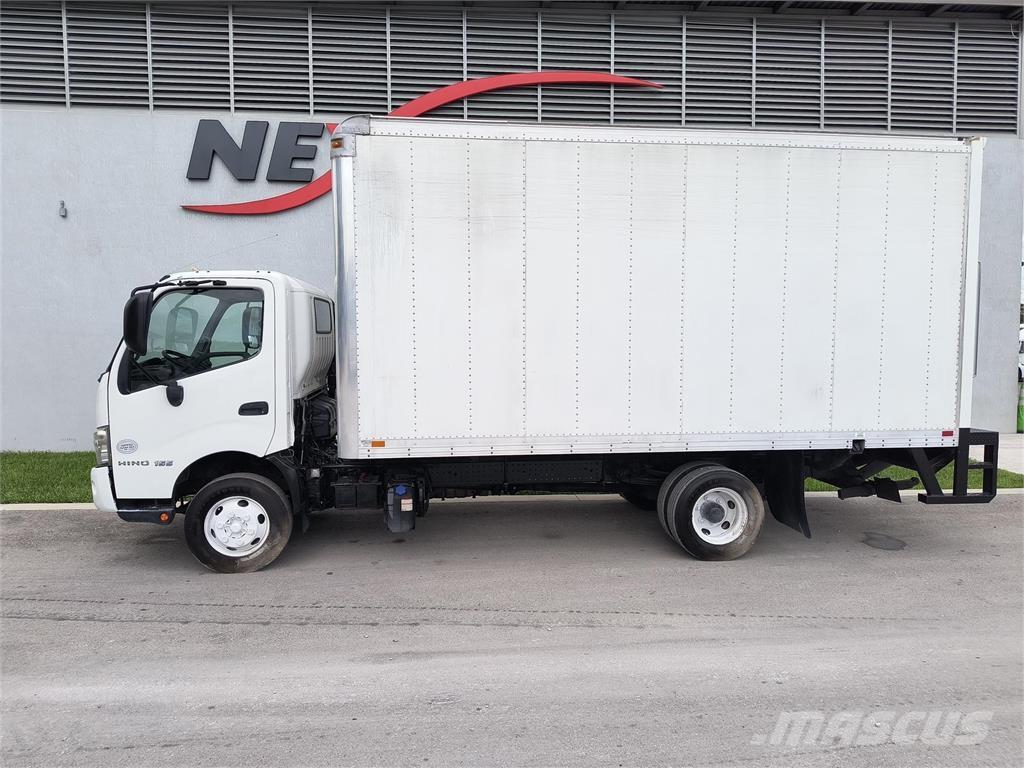 Hino 155 貨箱式卡車