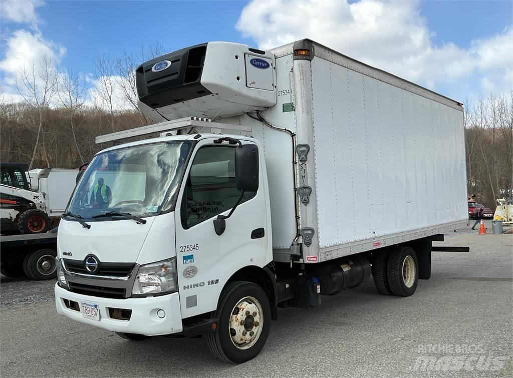 Hino 195 貨箱式卡車