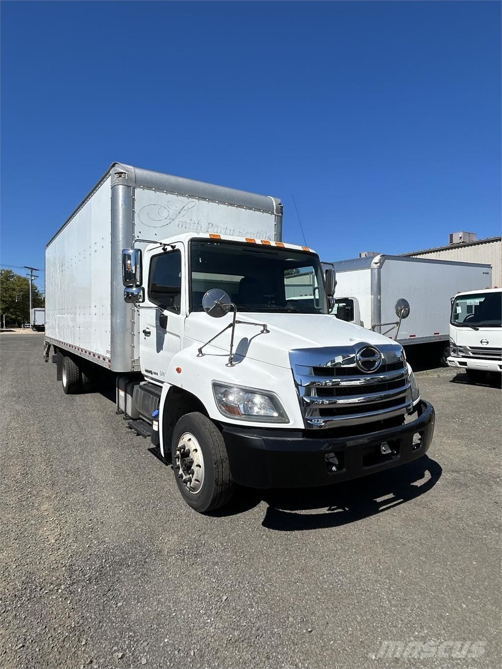 Hino 258ALP 貨箱式卡車