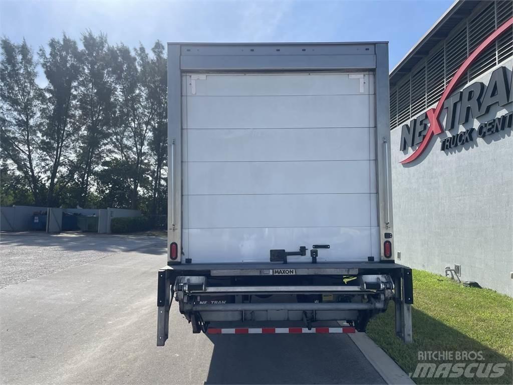 Hino 268 貨箱式卡車