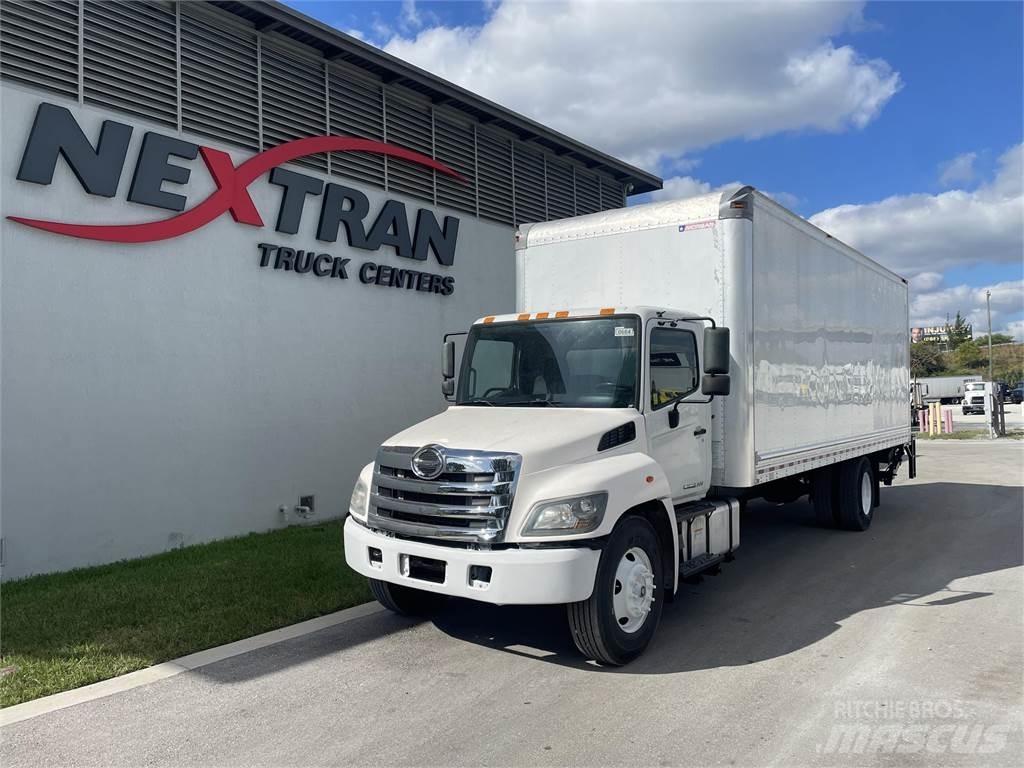 Hino 268 貨箱式卡車