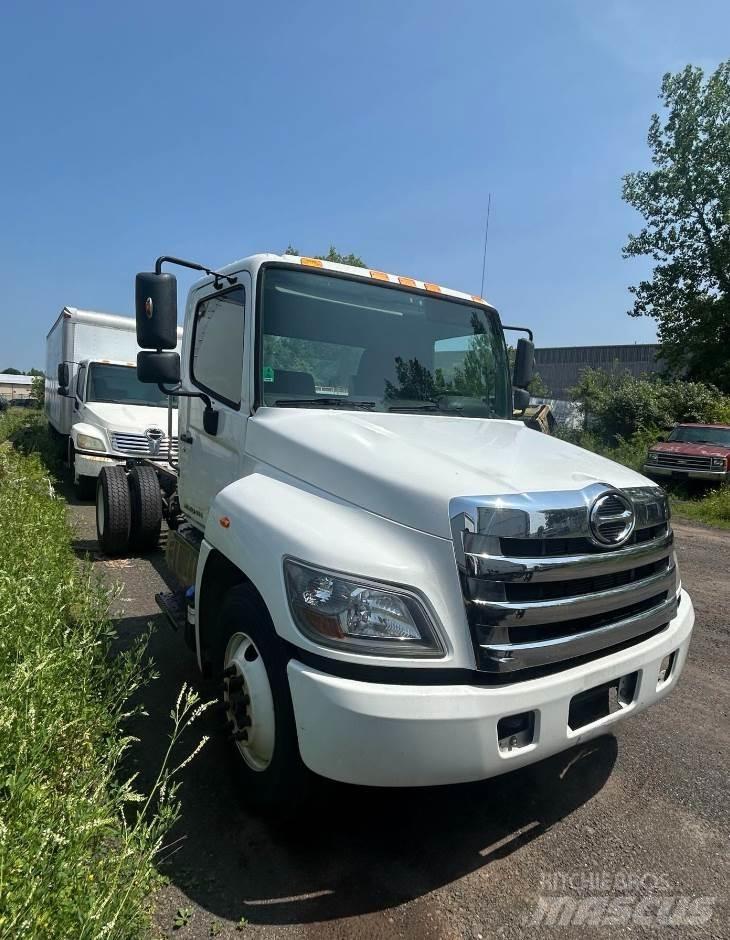 Hino 268A 商用底盤車