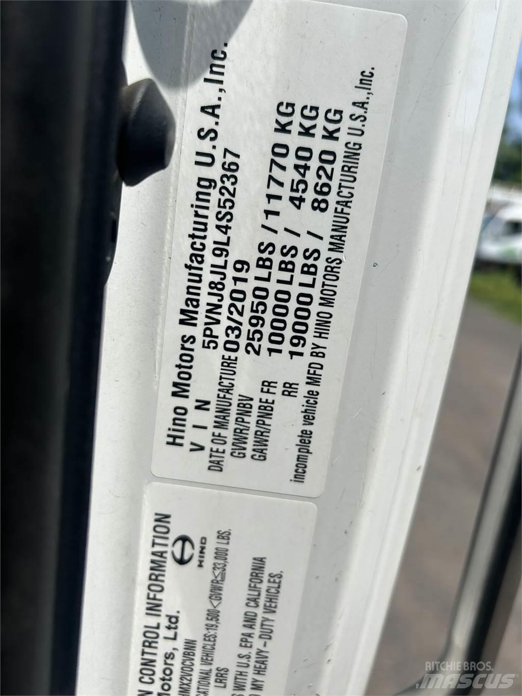 Hino 268A 商用底盤車
