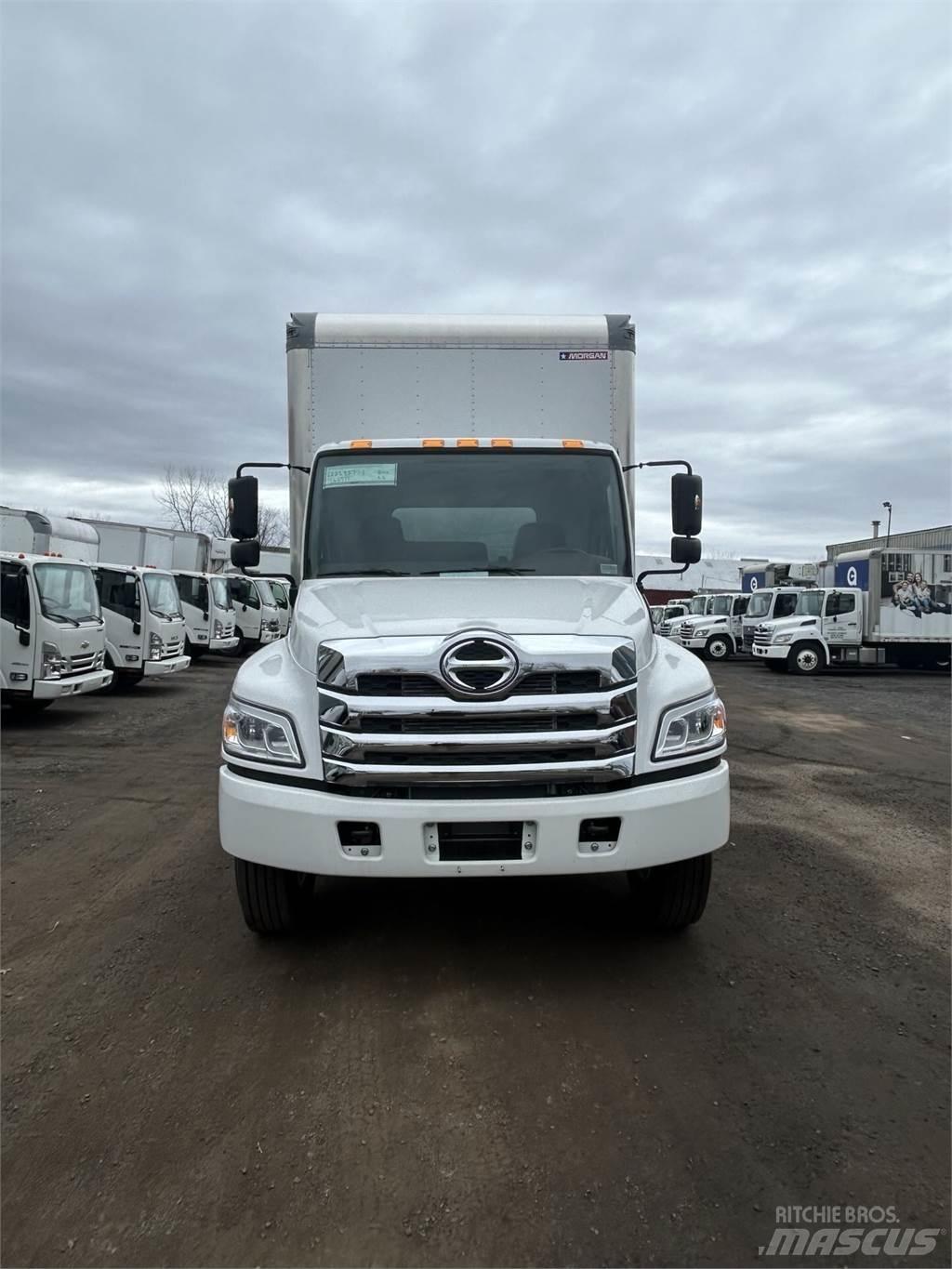 Hino L6 貨箱式卡車