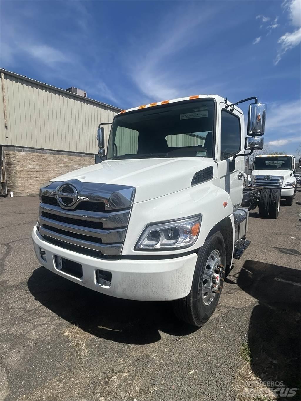 Hino L6 商用底盤車