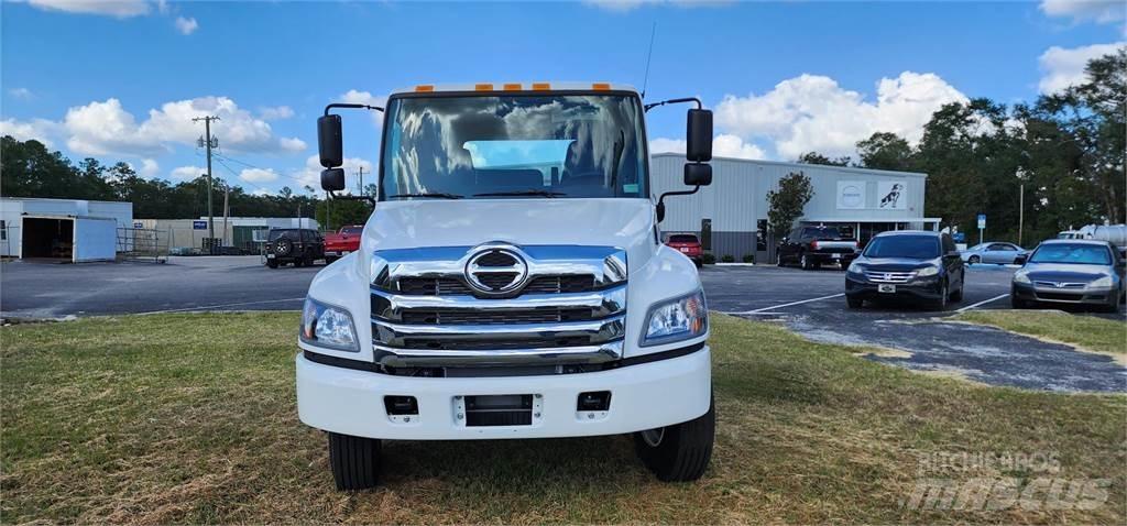 Hino L7 商用底盤車