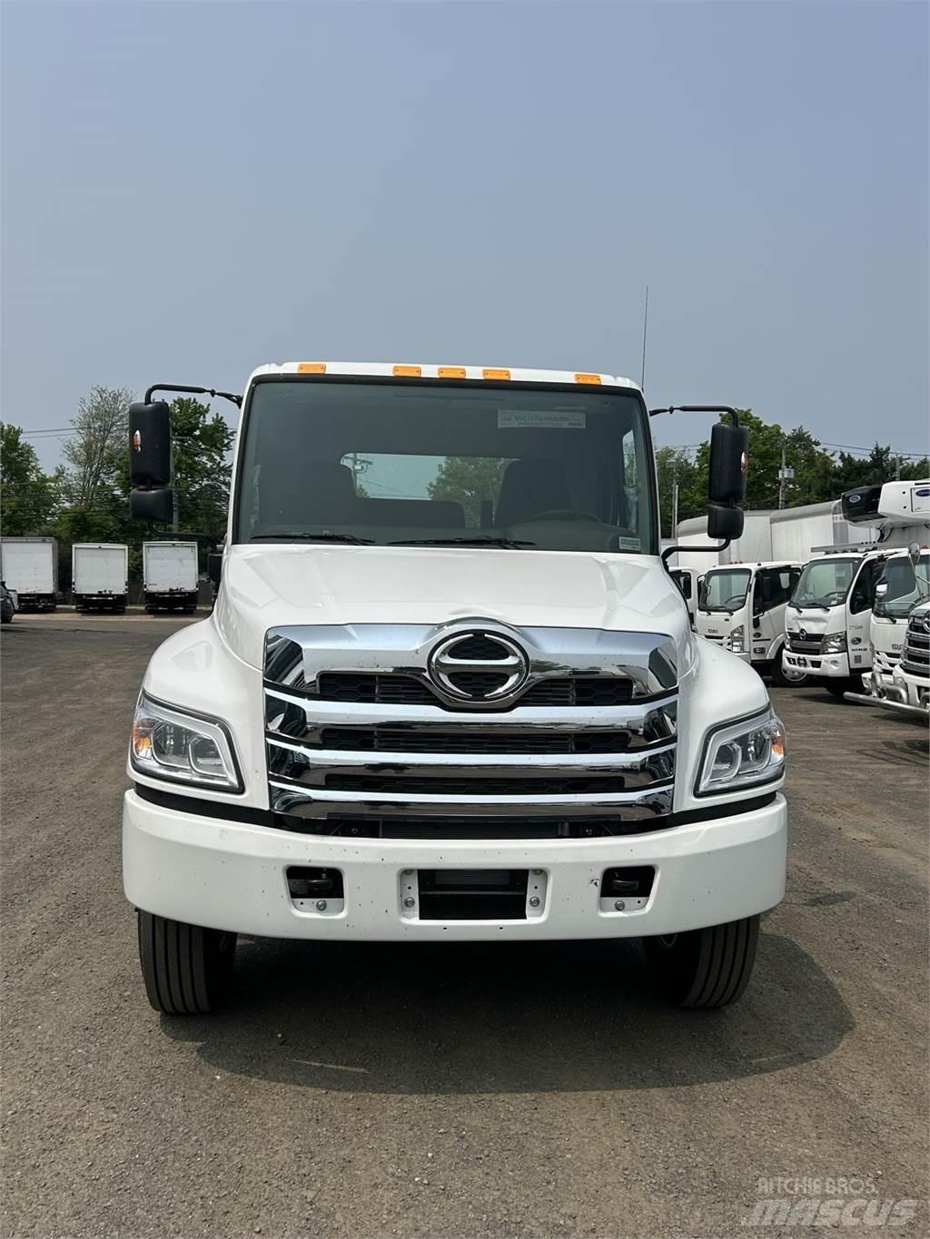 Hino L7 商用底盤車