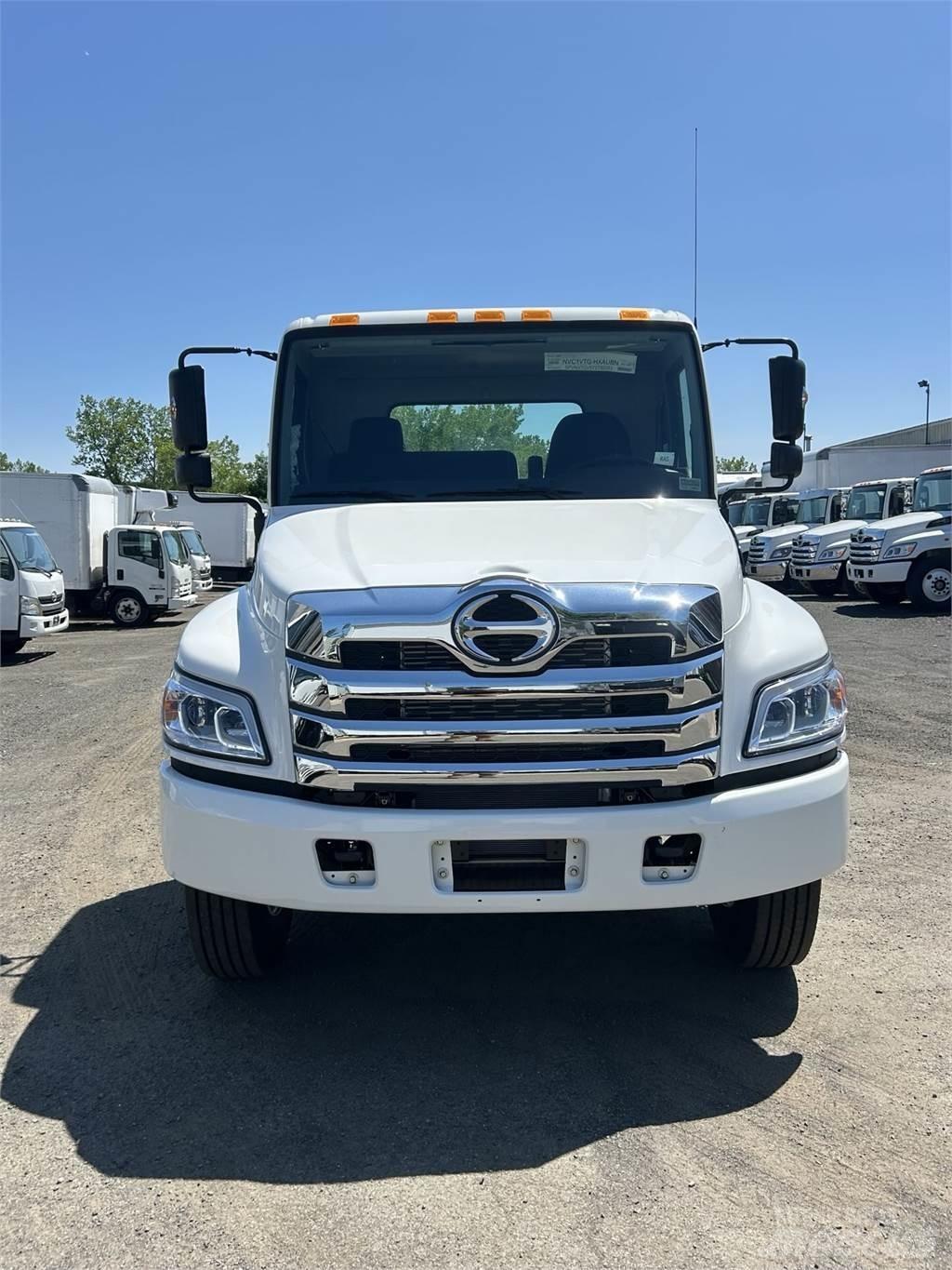 Hino L7 商用底盤車