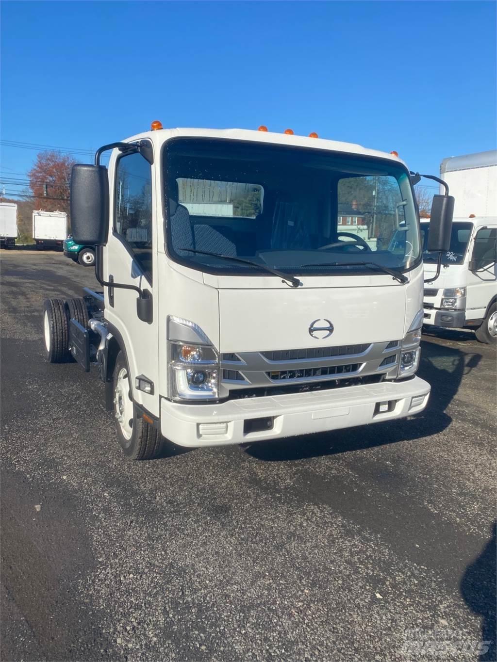 Hino S4 商用底盤車