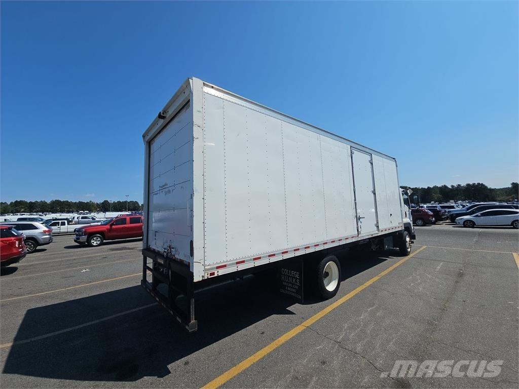 Isuzu FTR 貨箱式卡車