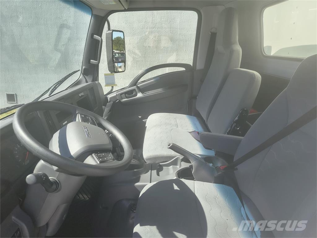 Isuzu NPR-3Y354 貨箱式卡車