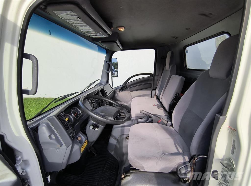 Isuzu NQR 貨箱式卡車