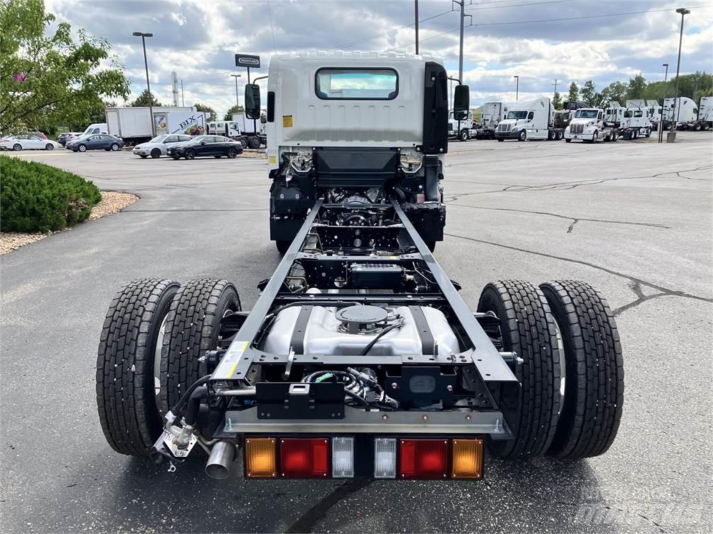 Isuzu NRR 商用底盤車