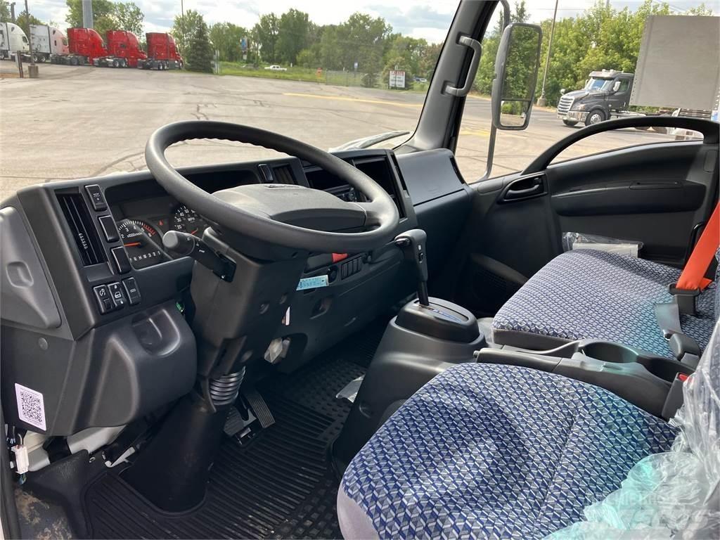 Isuzu NRR 商用底盤車