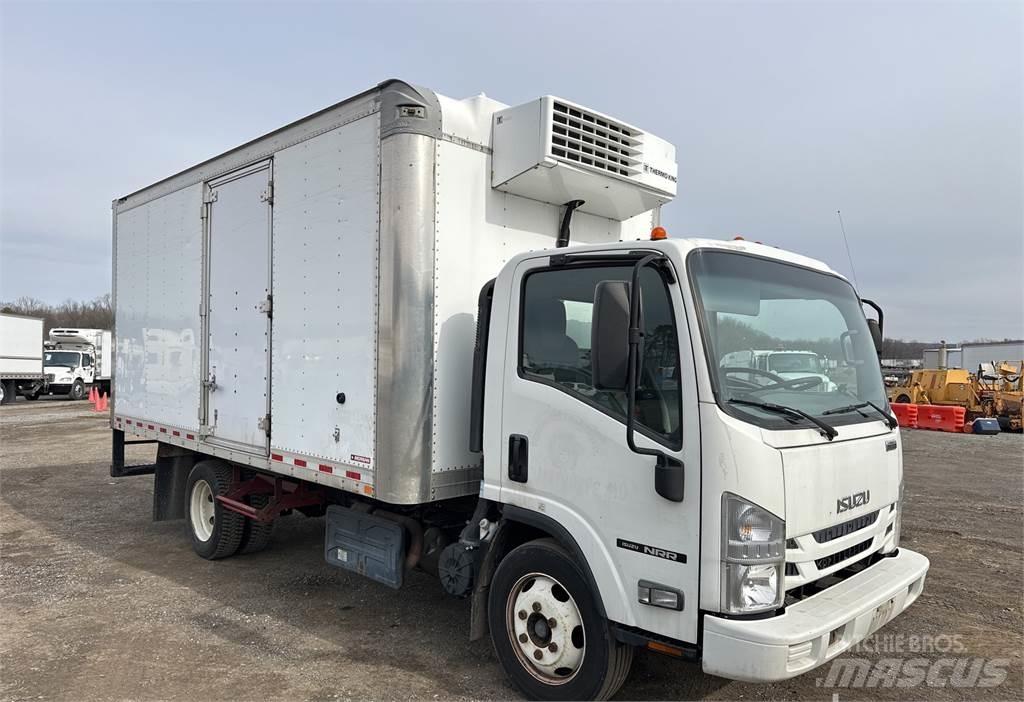 Isuzu NRR 貨箱式卡車