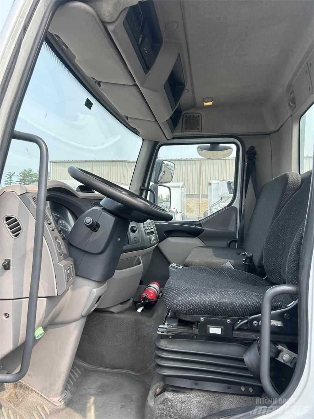 Kenworth K270 商用底盤車