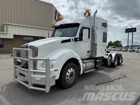 Kenworth T880 曳引機組件