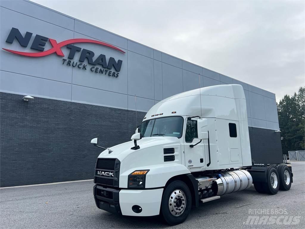 Mack AN64T 曳引機組件