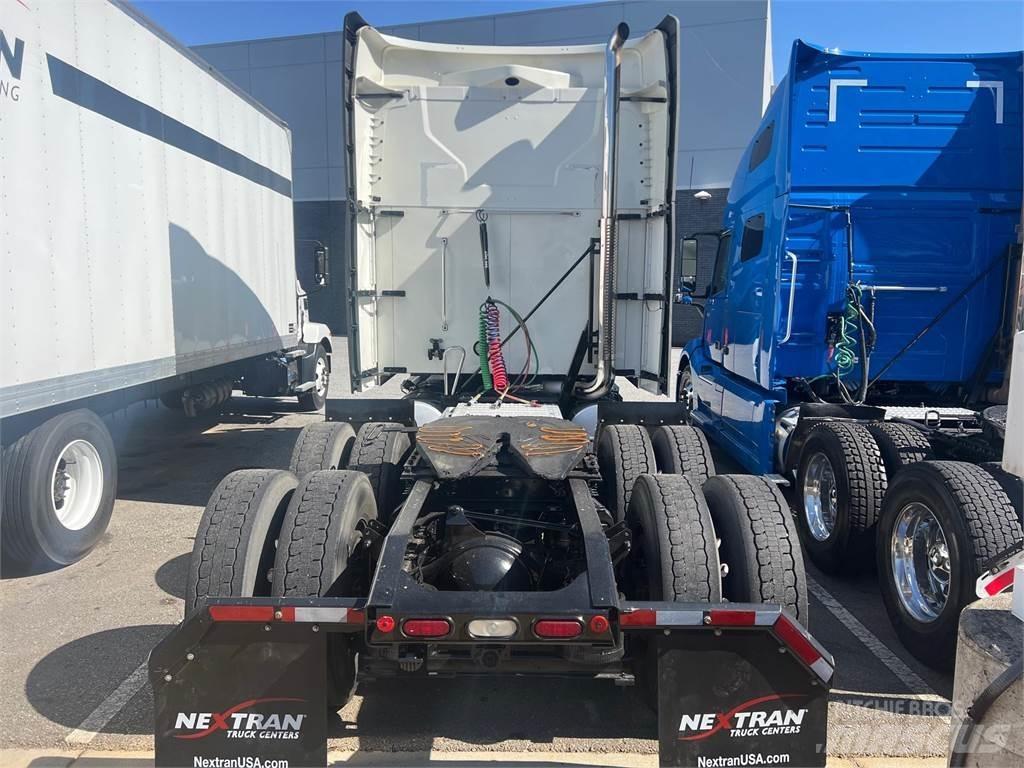 Mack AN64T 曳引機組件