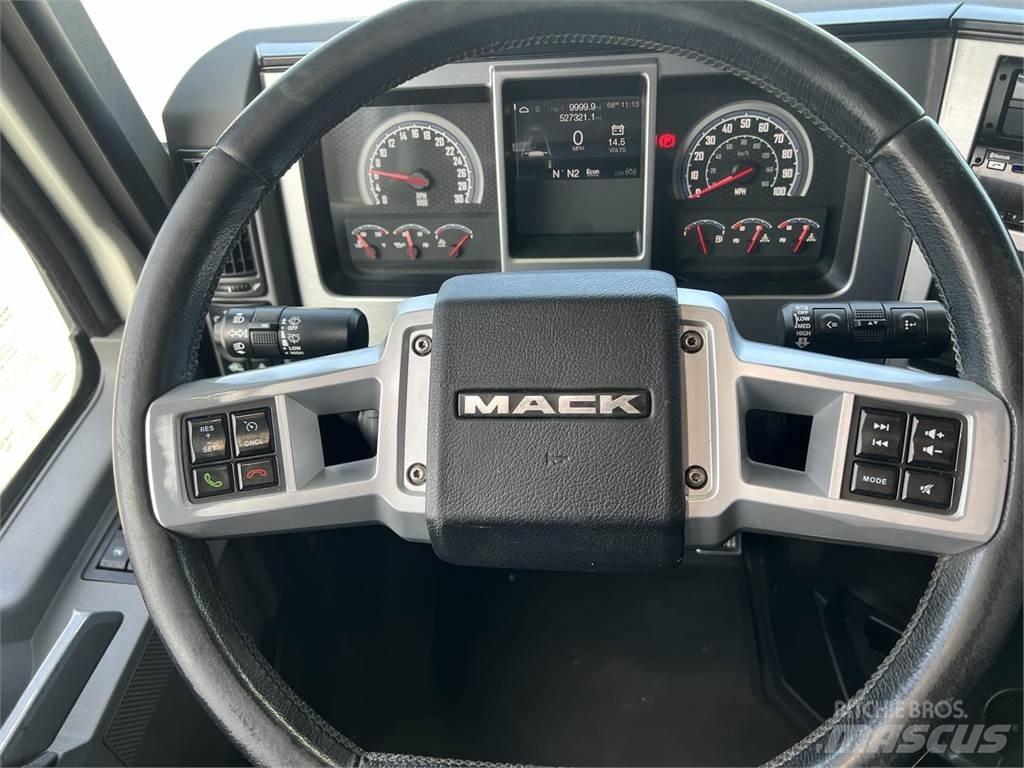 Mack AN64T 曳引機組件