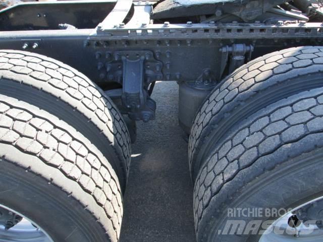 Mack AN64T 曳引機組件