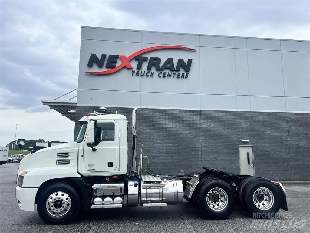 Mack AN64T 曳引機組件