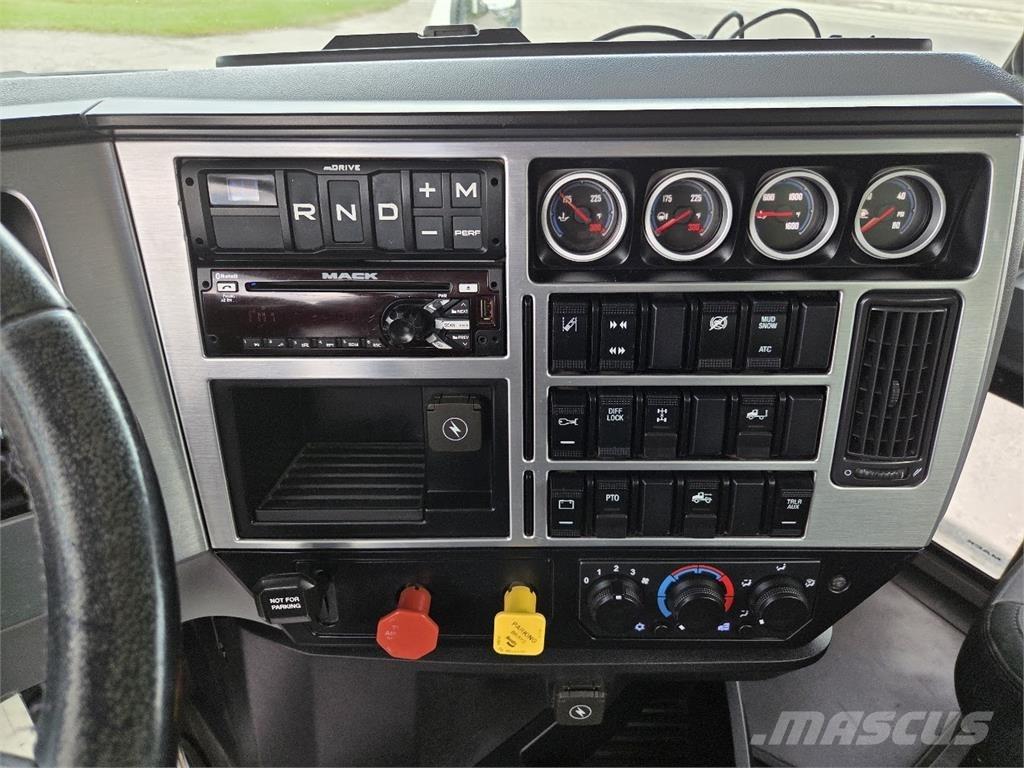 Mack AN64T 曳引機組件