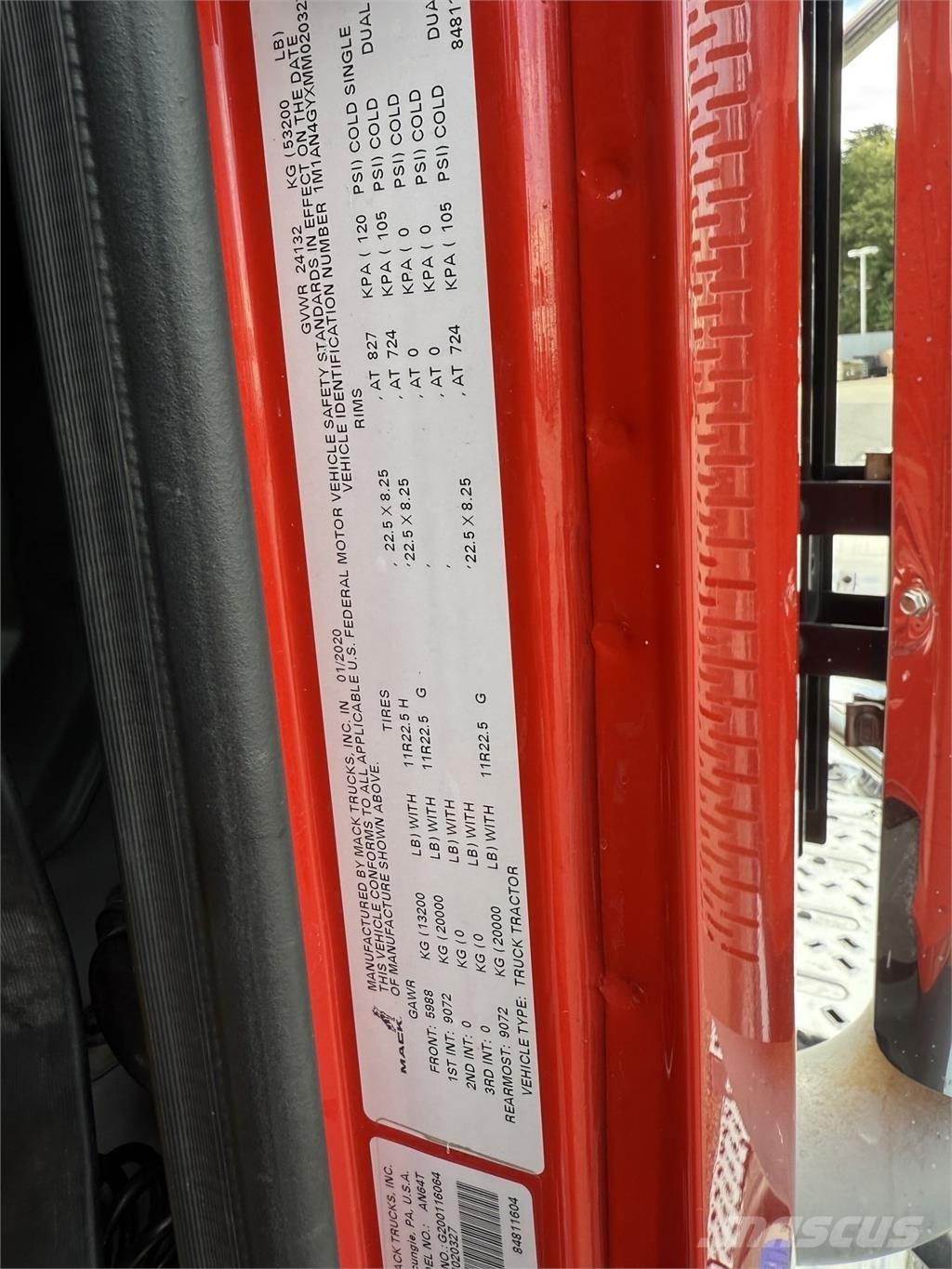 Mack AN64T 曳引機組件