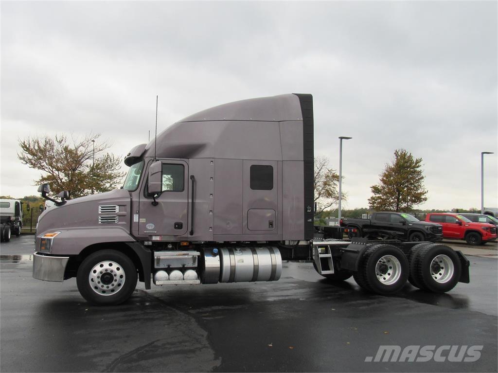 Mack AN64T 曳引機組件