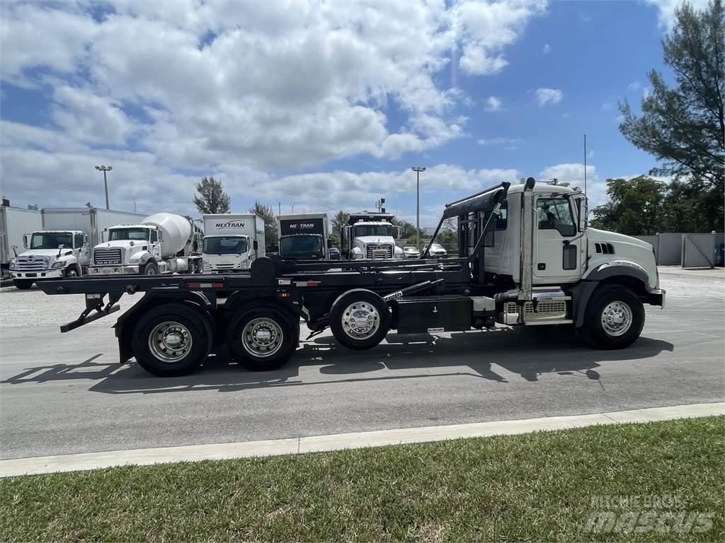 Mack GR64B 曳引機組件
