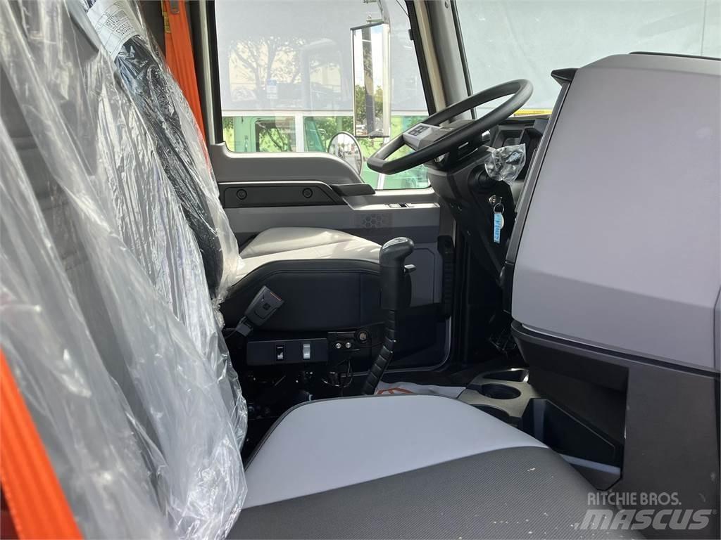 Mack GR64BX 傾卸式卡車