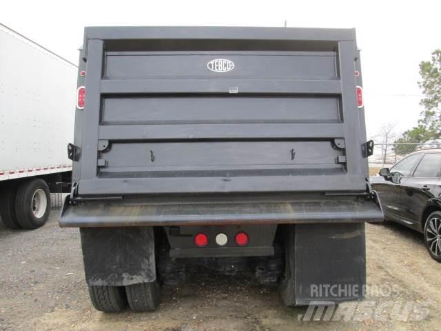 Mack GR64F 傾卸式卡車
