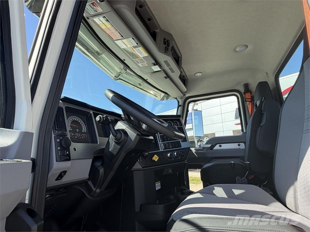 Mack GR64F 其他貨車