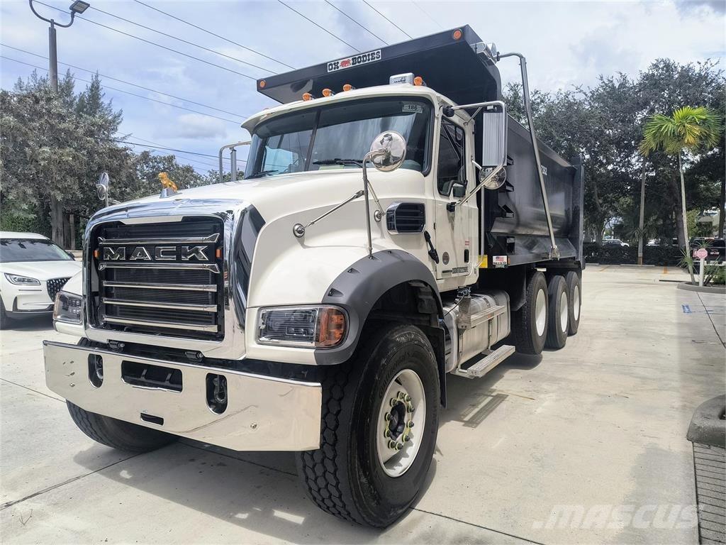 Mack GR64FR 傾卸式卡車