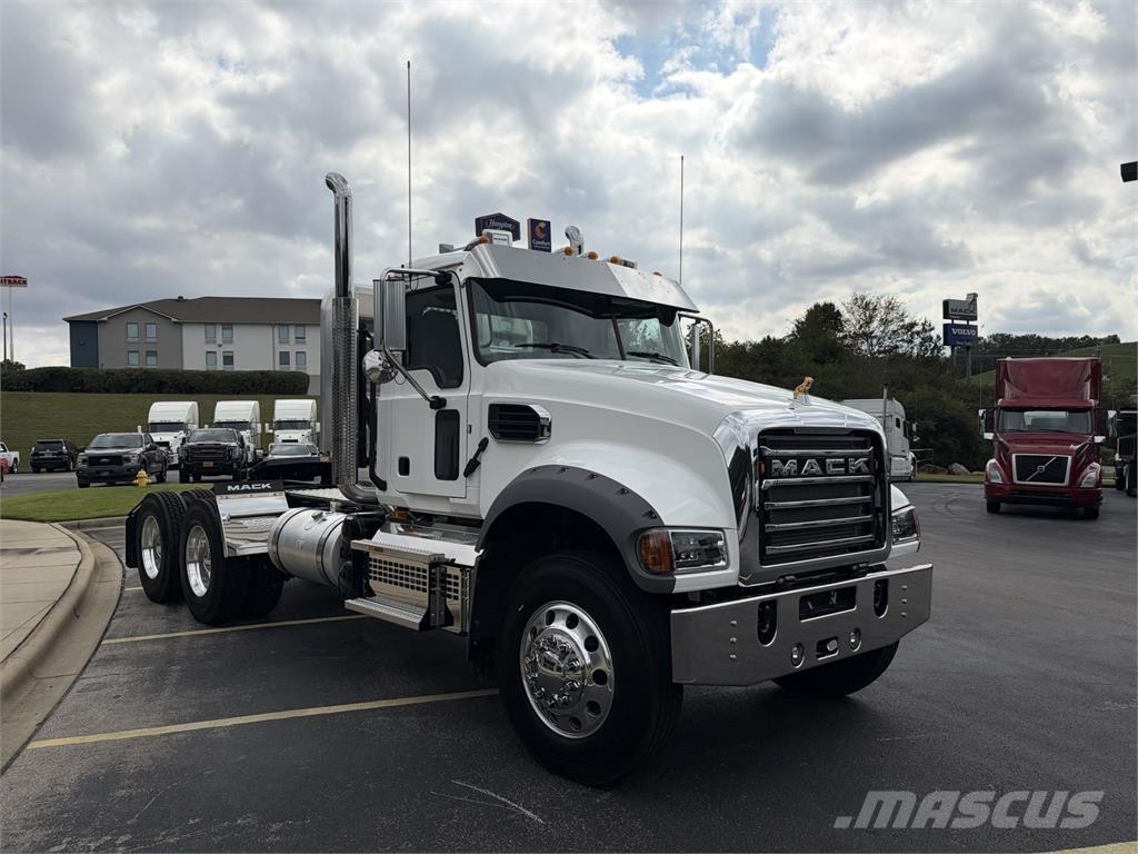 Mack GR64FT 曳引機組件